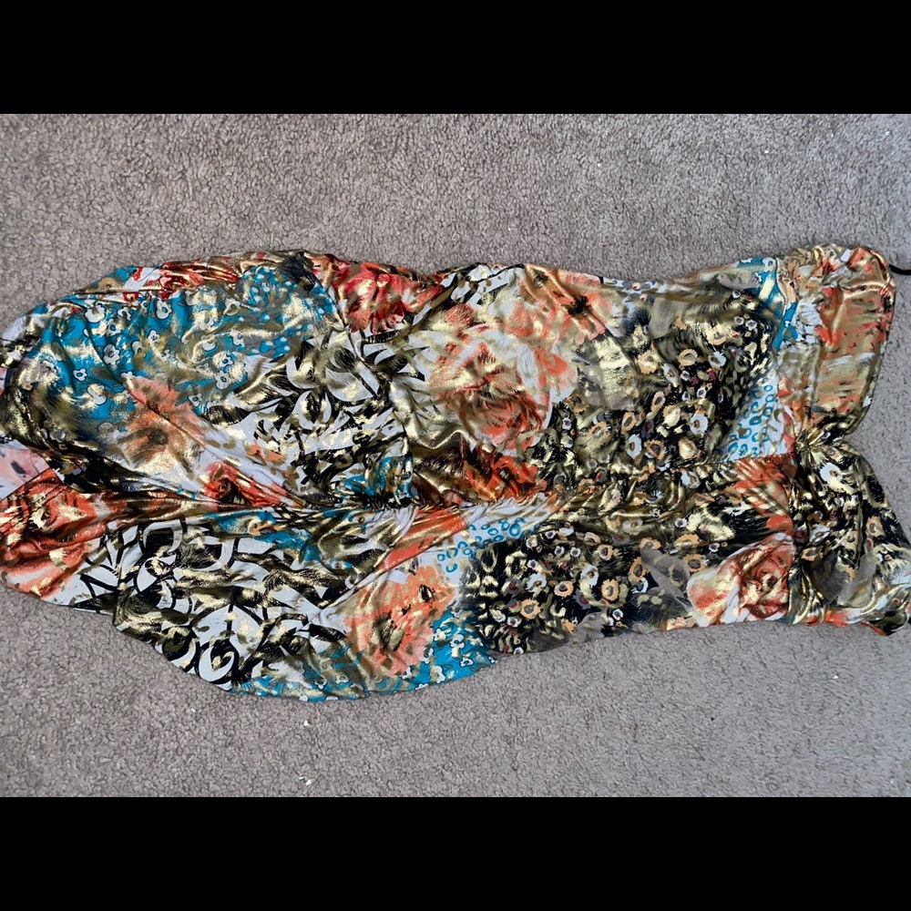 Dresses - Picture 9 of 15